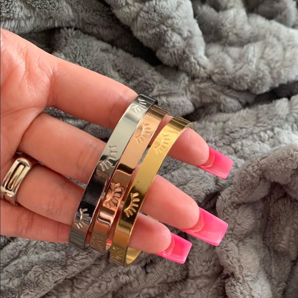 Eyelash Lash Bracelet Bangle Cuff